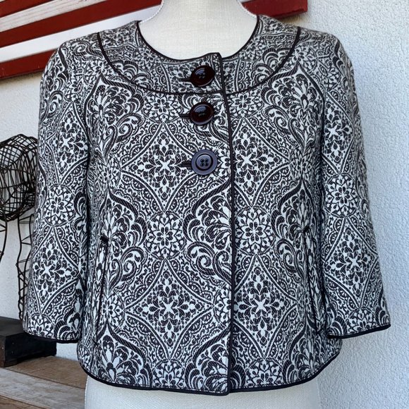 Ann Taylor Cropped Damask White Dark Brown Jacket Size 0 - Picture 1 of 10